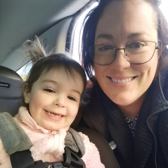 Meet your Posher, Lindsay - Picture 1 of 1